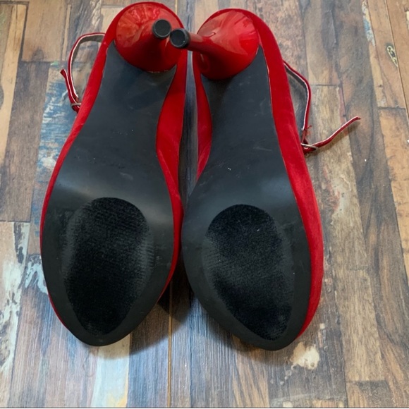 Red Velvet Flower Peep Toe Platform Heels - Picture 13 of 16